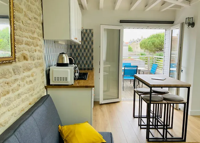 Joli F2 Avec Terrasse 150M Plage