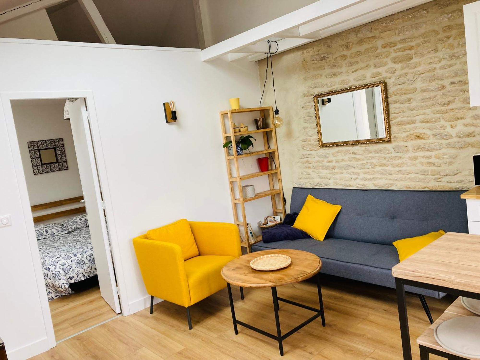 Appartement Joli F2 Avec Terrasse 150m